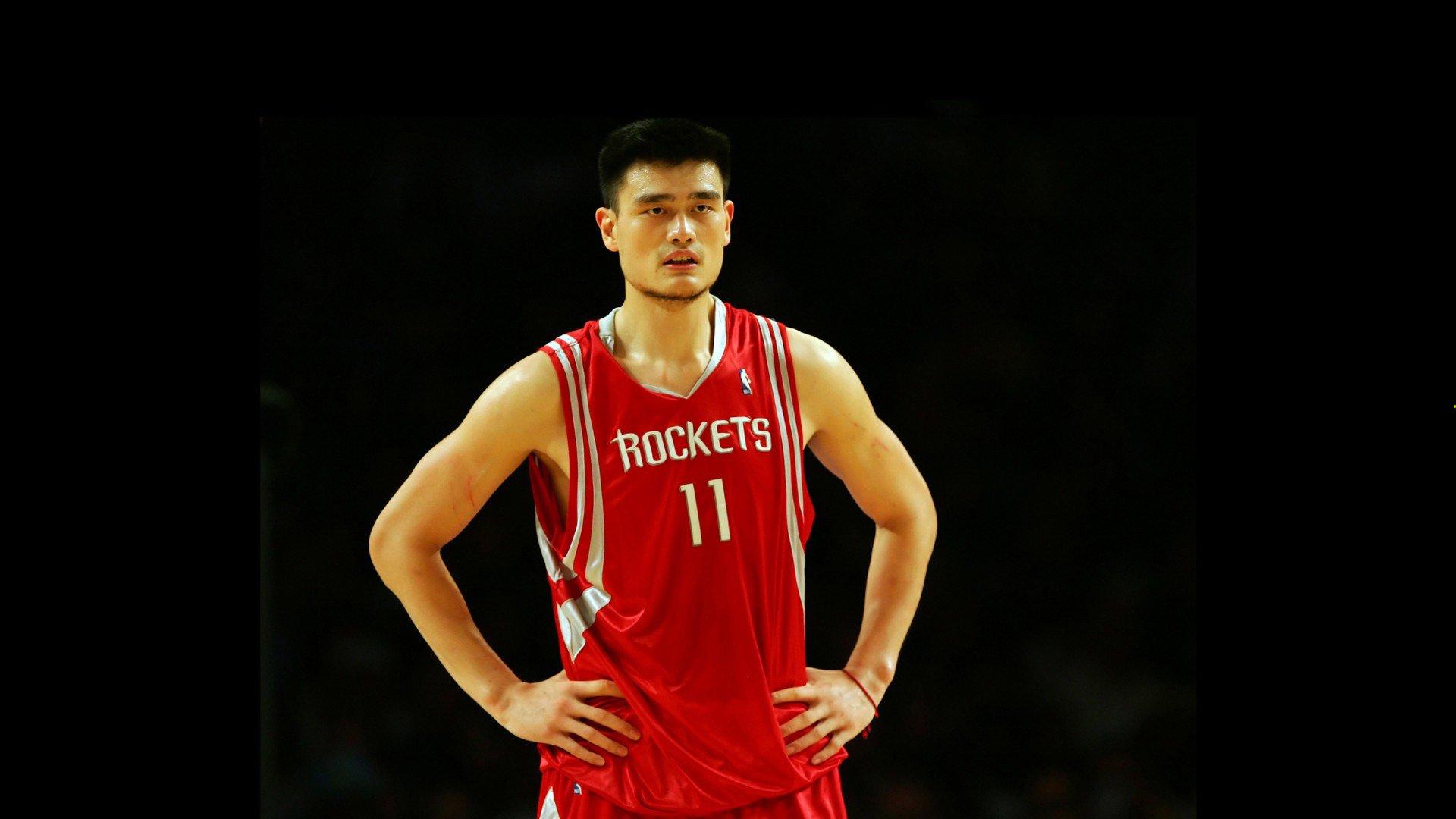 潘展乐破亚洲纪录 泳坛新星闪耀世锦赛